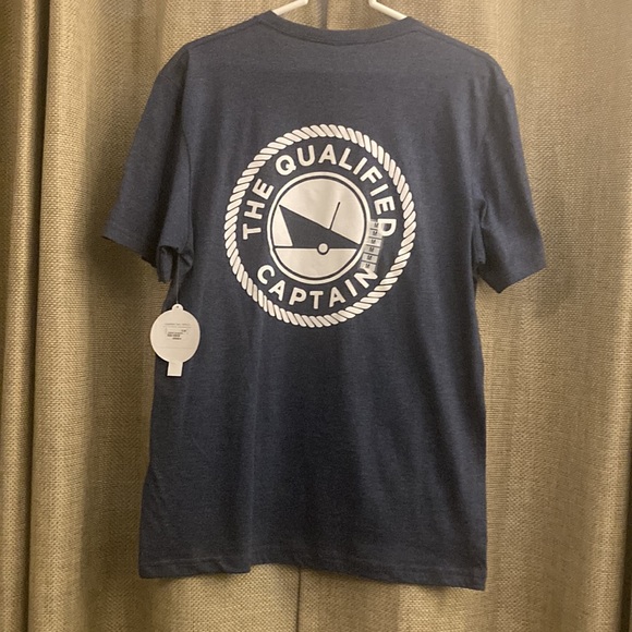 The Qualified Captain T-Shirt NWT Size M - Picture 3 of 8